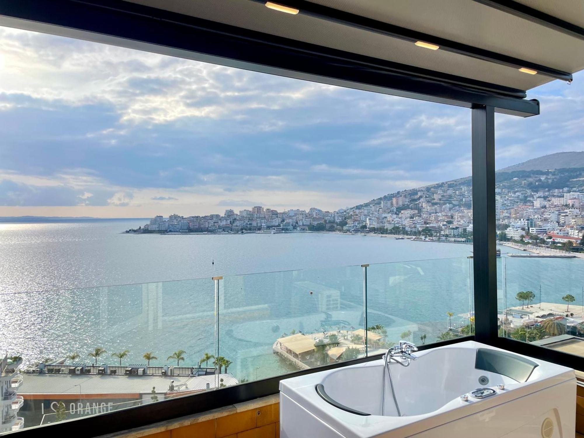 Seaview Golden Penthouse Apartment ซารานเดอ ภายนอก รูปภาพ