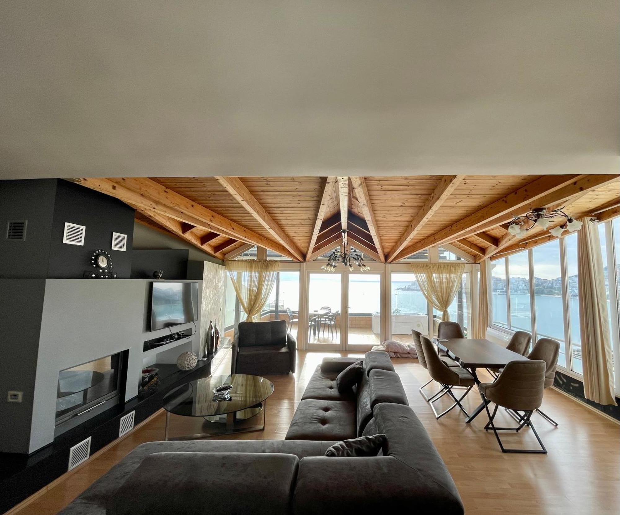 Seaview Golden Penthouse Apartment ซารานเดอ ภายนอก รูปภาพ
