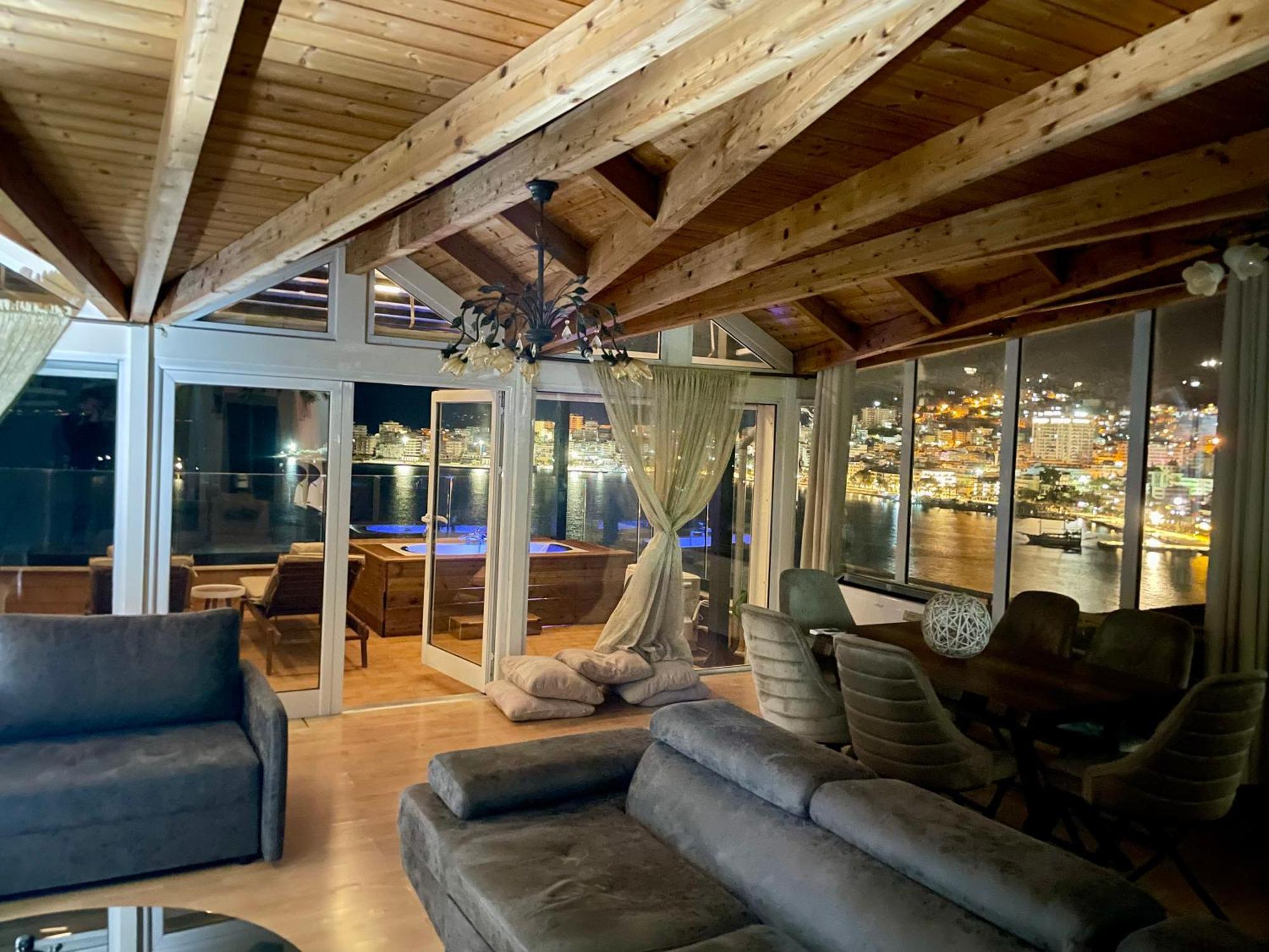 Seaview Golden Penthouse Apartment ซารานเดอ ภายนอก รูปภาพ